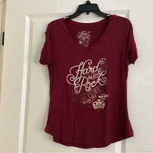 Hard Rock Cafe Women's Maroon Graphic Tee - Size M